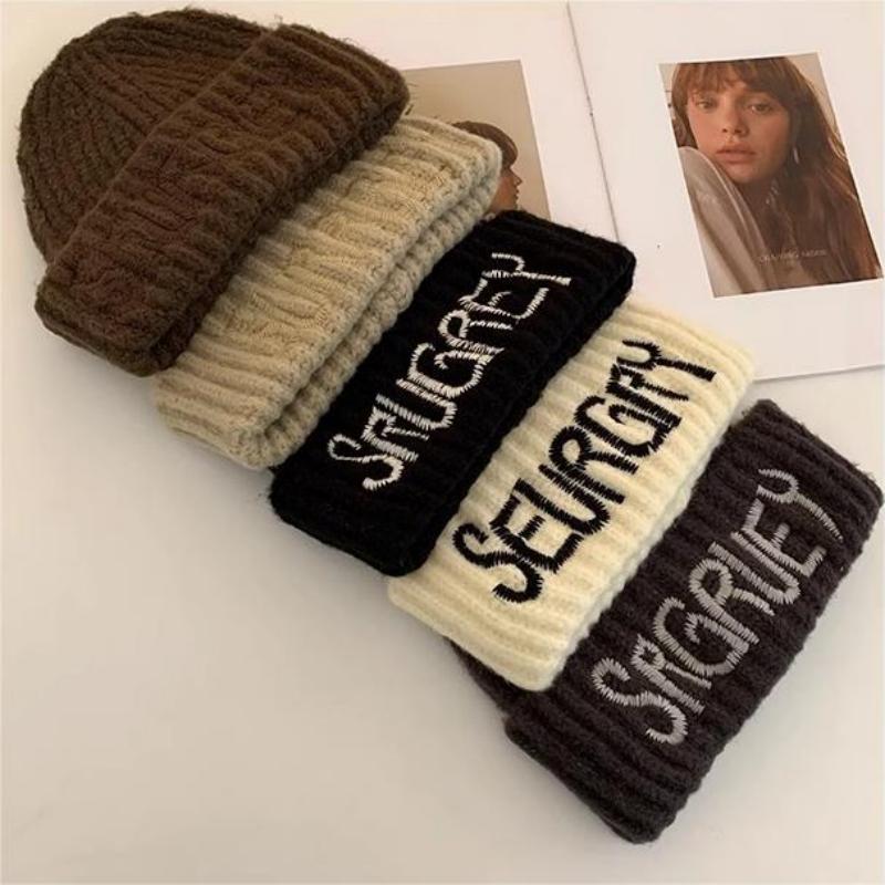 Fashion Monogram Embroidery Wide Brim Knit Hat